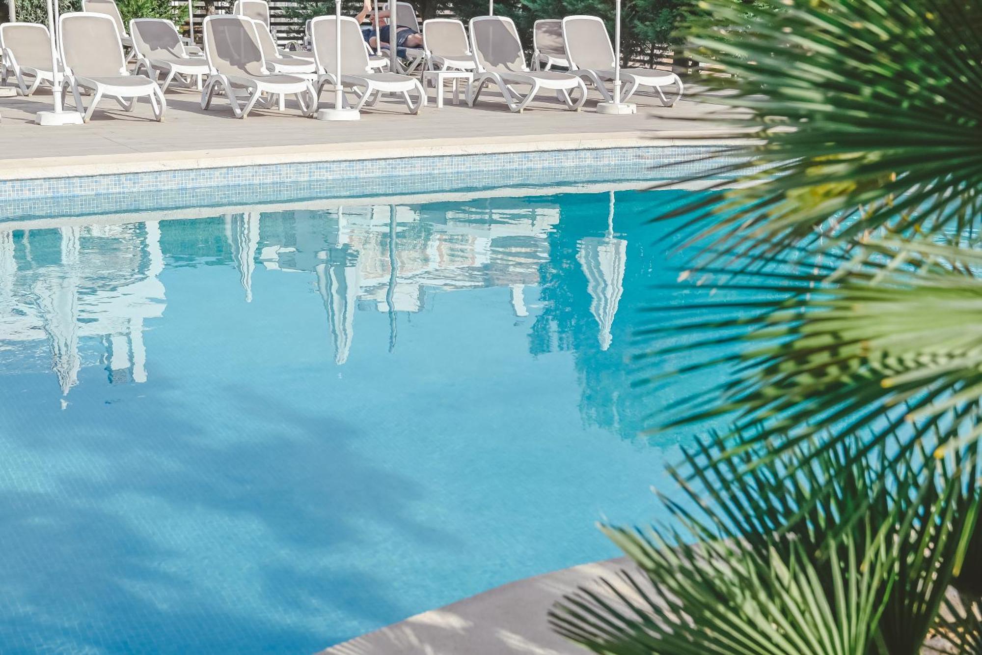 קאלה ראטג'אדה Hotel Lliteras מראה חיצוני תמונה