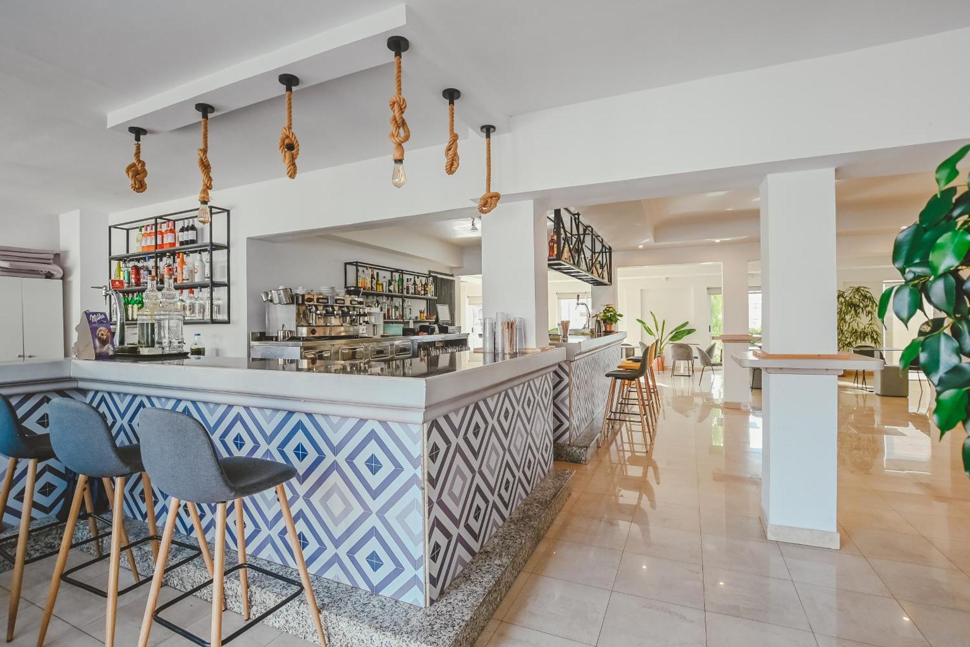 קאלה ראטג'אדה Hotel Lliteras מראה חיצוני תמונה
