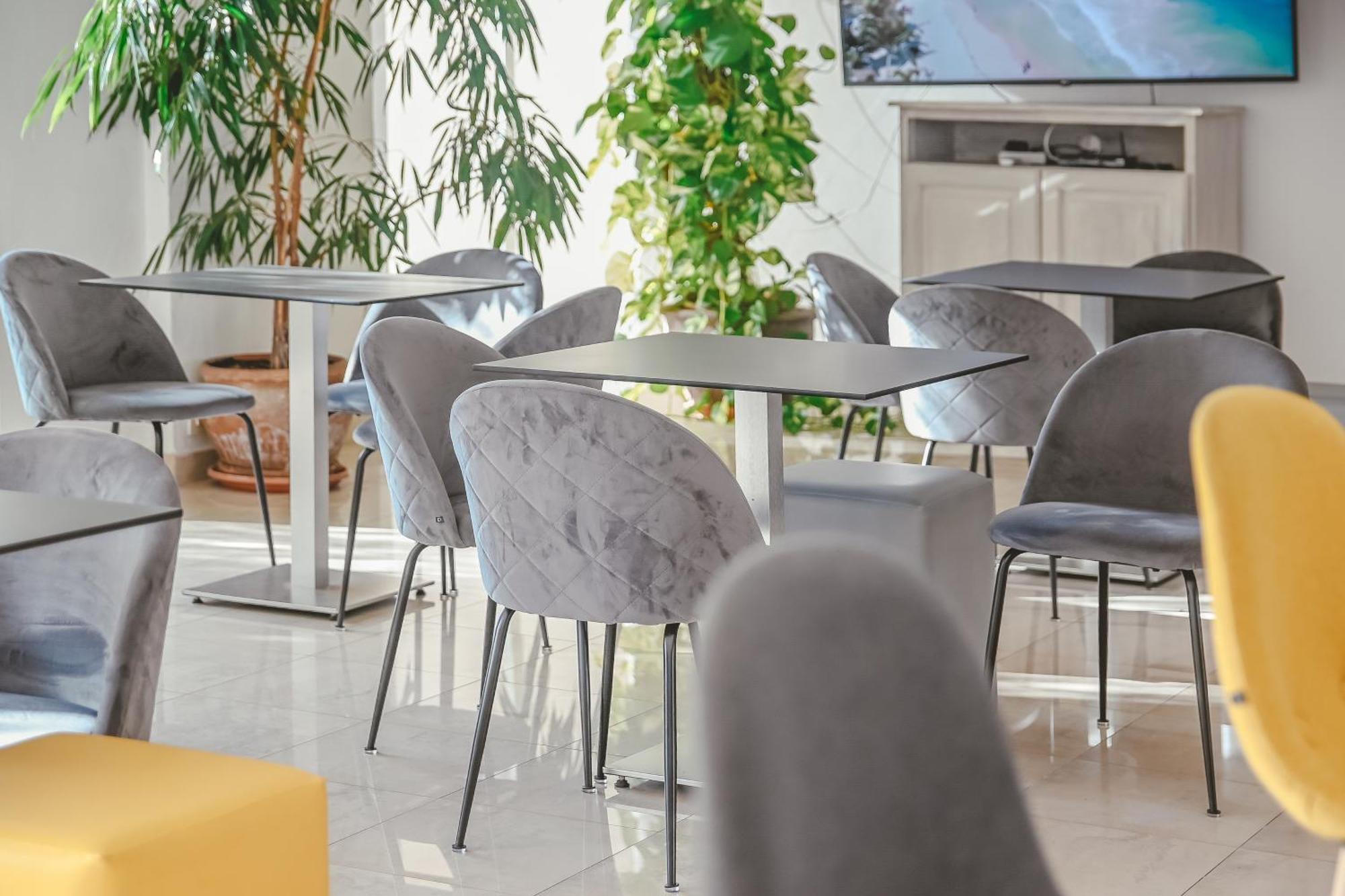 קאלה ראטג'אדה Hotel Lliteras מראה חיצוני תמונה