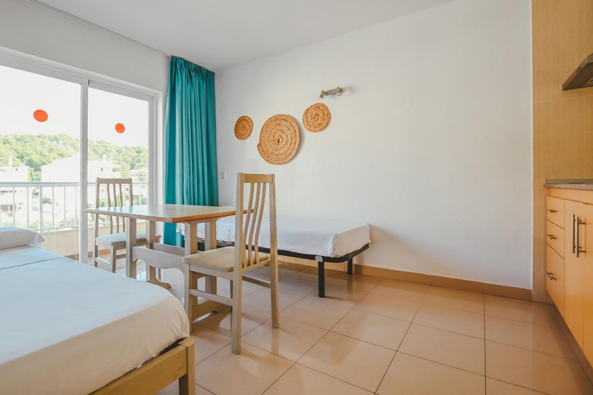 קאלה ראטג'אדה Hotel Lliteras מראה חיצוני תמונה