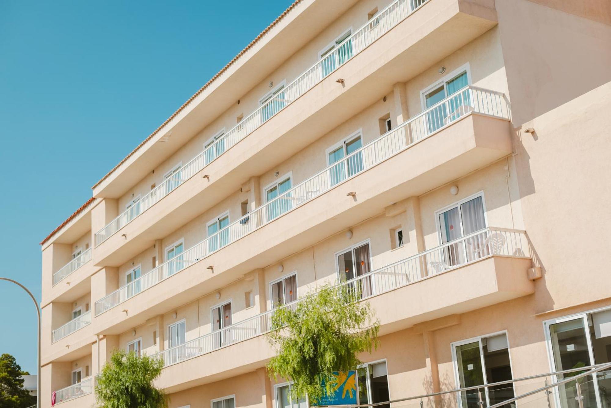 קאלה ראטג'אדה Hotel Lliteras מראה חיצוני תמונה