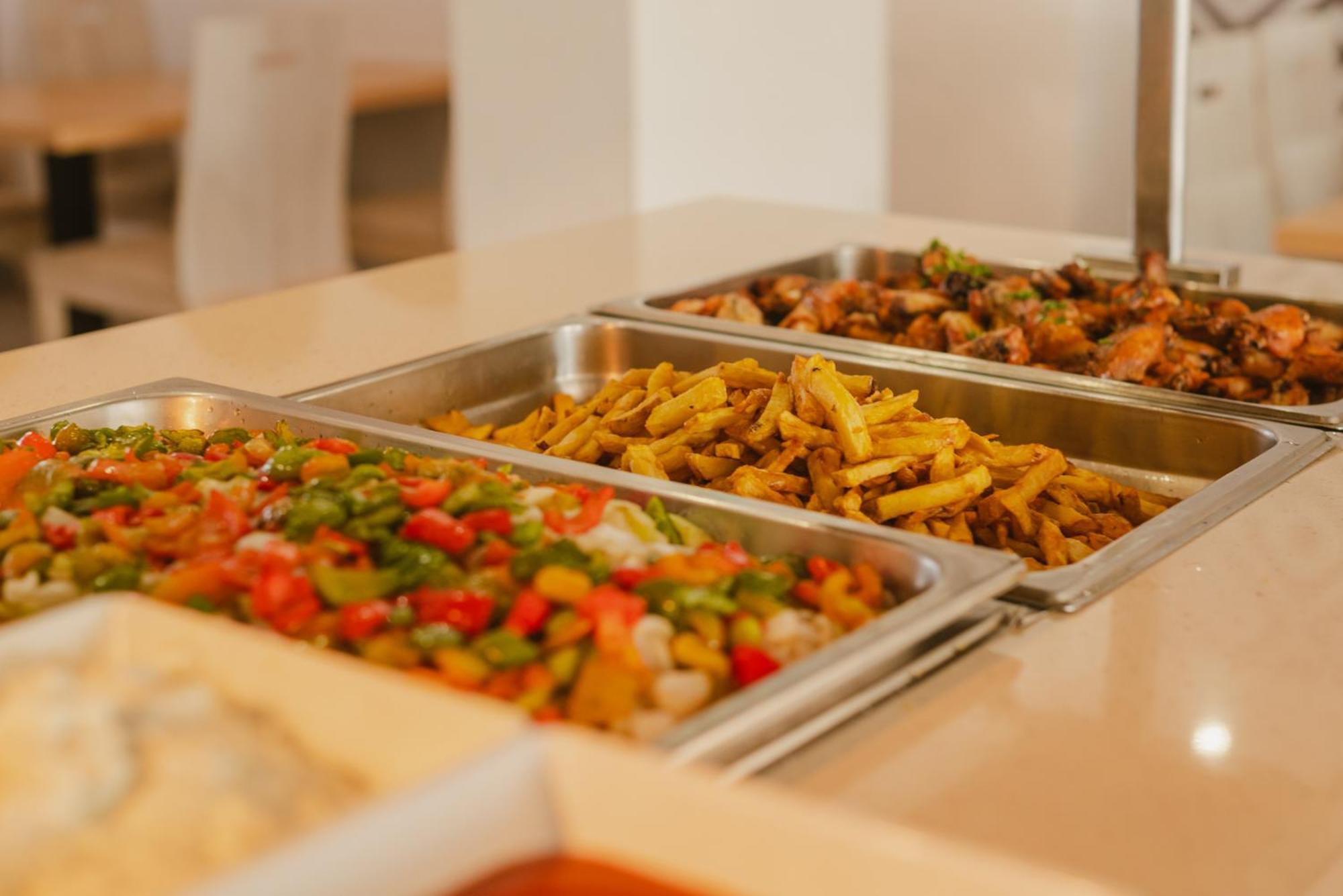 קאלה ראטג'אדה Hotel Lliteras מראה חיצוני תמונה