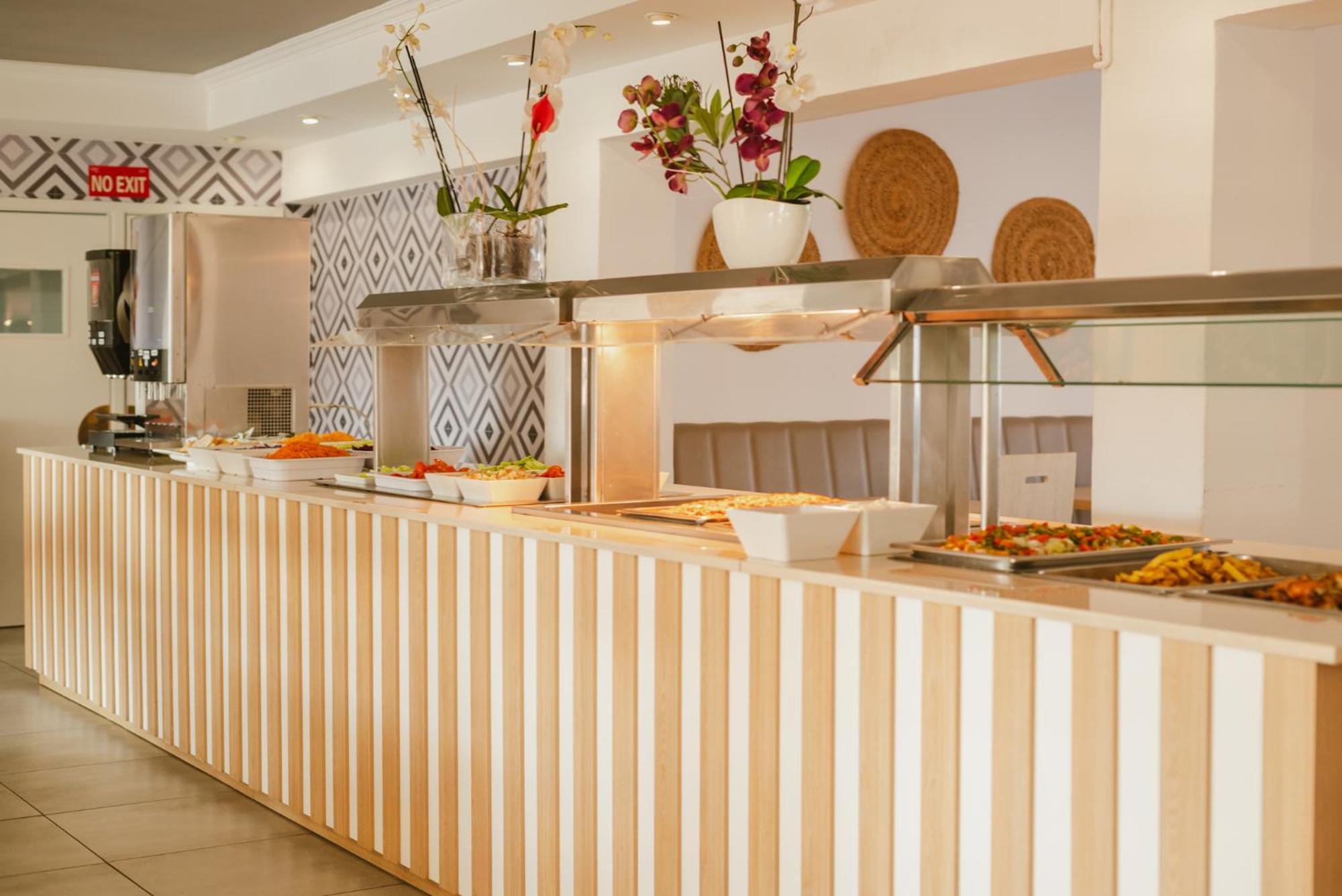 קאלה ראטג'אדה Hotel Lliteras מראה חיצוני תמונה