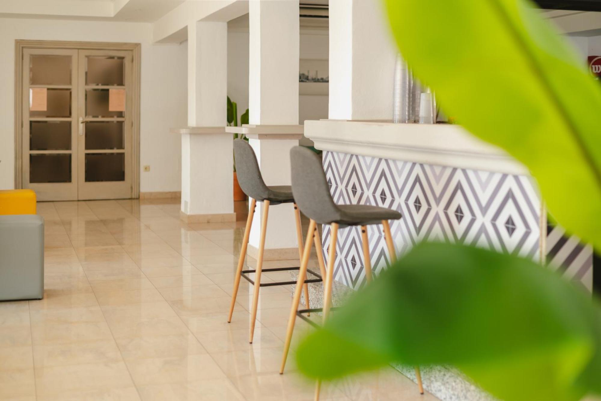 קאלה ראטג'אדה Hotel Lliteras מראה חיצוני תמונה